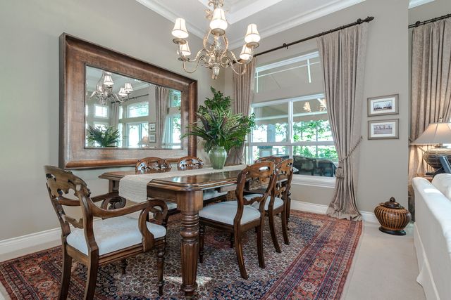 54183 at 4986 Edendale Court, West Vancouver