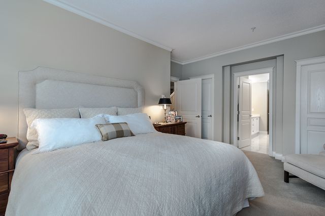 54223 at 4986 Edendale Court, West Vancouver