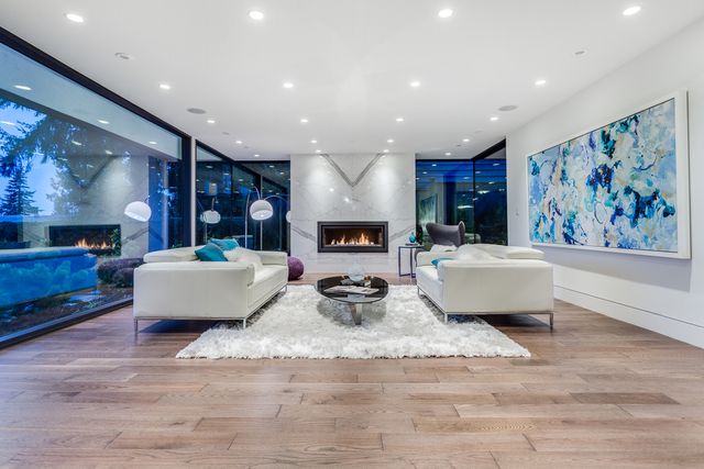 53814 at 910 Leovista Avenue, North Vancouver