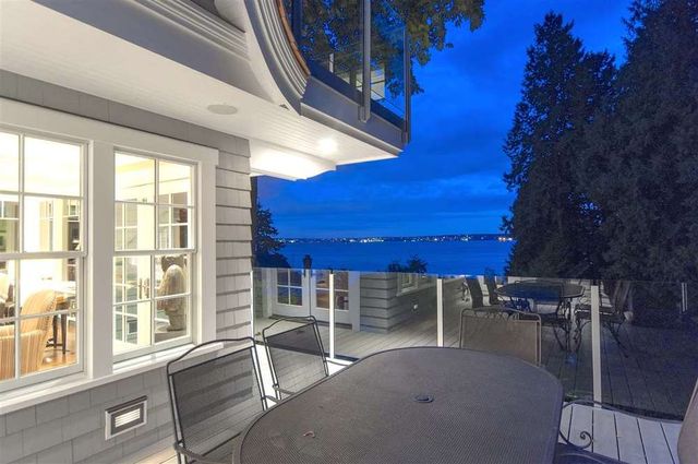 54451 at 235 Maple Lane, West Vancouver