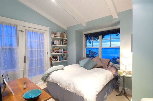 54472 at 235 Maple Lane, West Vancouver