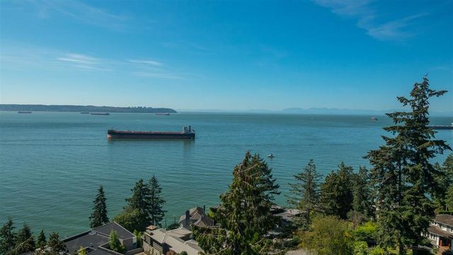 54598 at 3660 Creery Avenue, West Vancouver