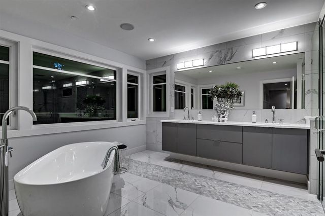 58213 at 346 Moyne Drive, West Vancouver