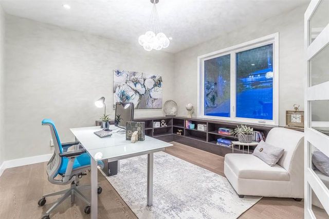 60633 at 765 Montroyal Oulevard, North Vancouver