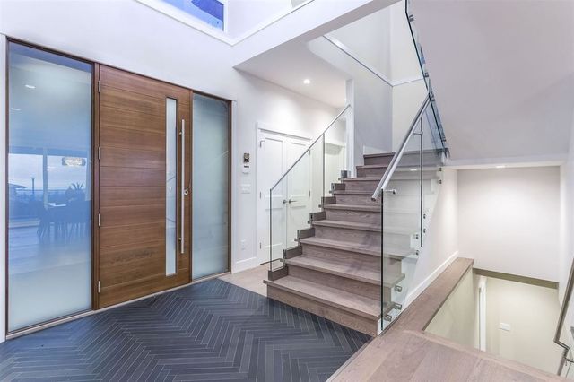 60642 at 765 Montroyal Oulevard, North Vancouver