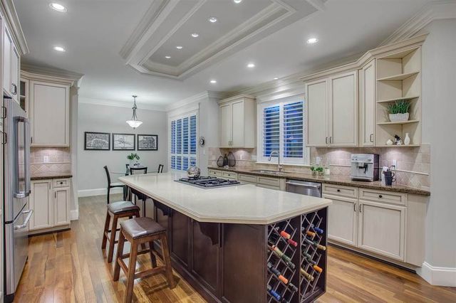 60681 at 3440 Wellington Crescent, North Vancouver