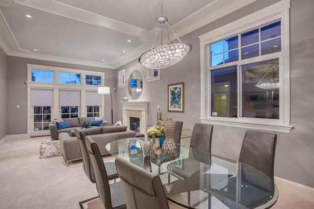 60692 at 3440 Wellington Crescent, North Vancouver