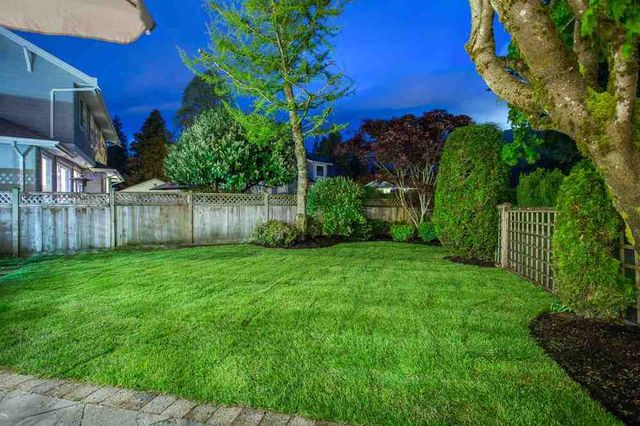 60728 at 3440 Wellington Crescent, North Vancouver