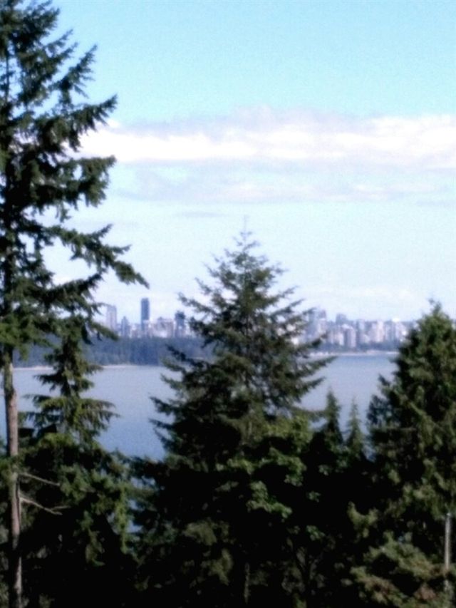 61064 at 425 Westholme Road, West Vancouver