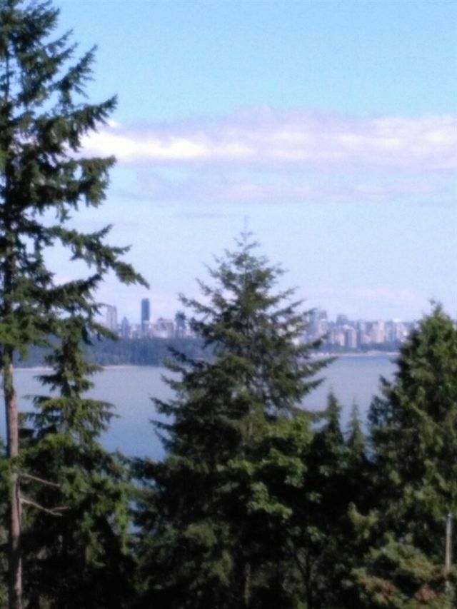 61067 at 425 Westholme Road, West Vancouver