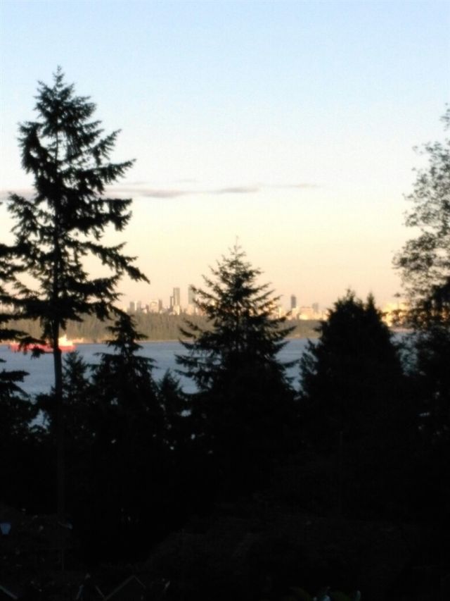 61073 at 425 Westholme Road, West Vancouver