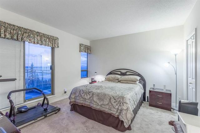 60877 at 402 - 3105 Deer Ridge Drive, West Vancouver