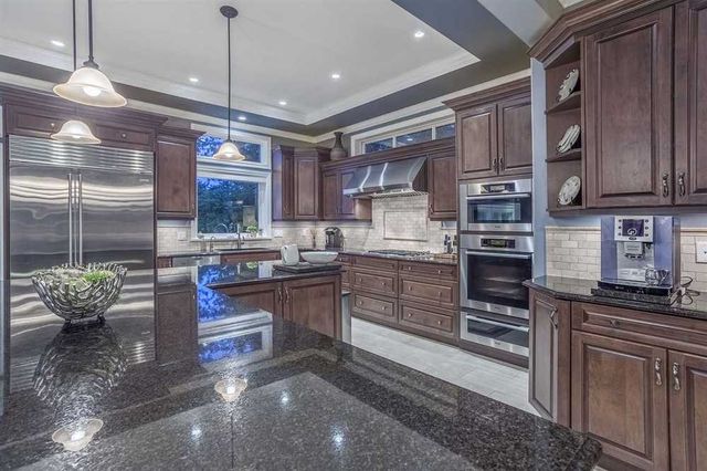 60919 at 5418 Vista Court, West Vancouver