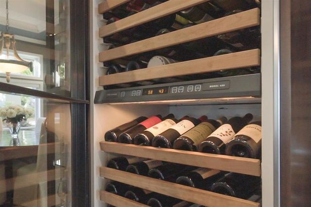 60922 at 5418 Vista Court, West Vancouver