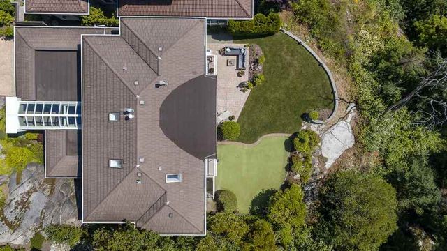 60949 at 5418 Vista Court, West Vancouver