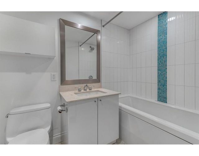 61683 at 703 - 133 E Esplanade Avenue, North Vancouver