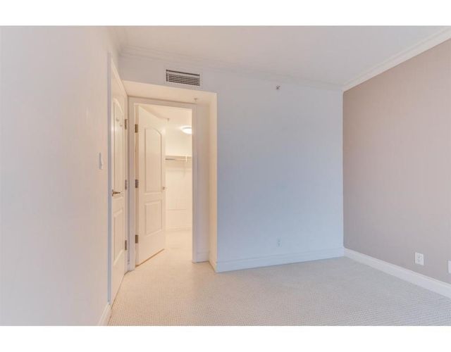 61697 at 703 - 133 E Esplanade Avenue, North Vancouver