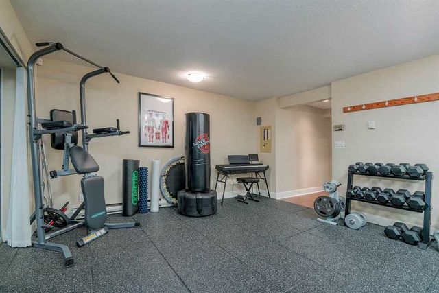 63695 at 2318 Marine Drive, West Vancouver