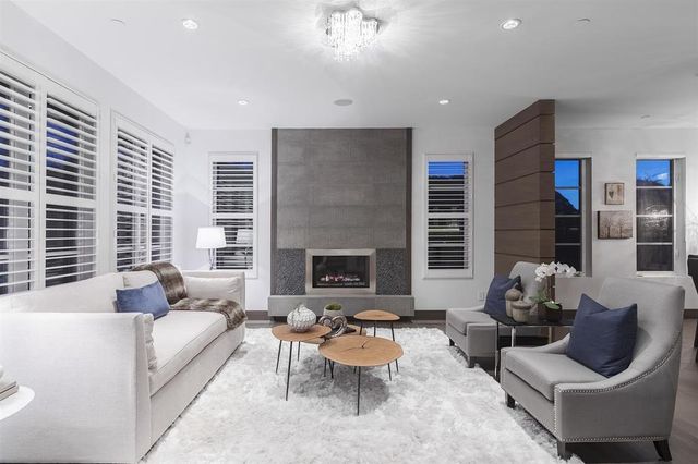 63769 at 1369 20th Street, West Vancouver