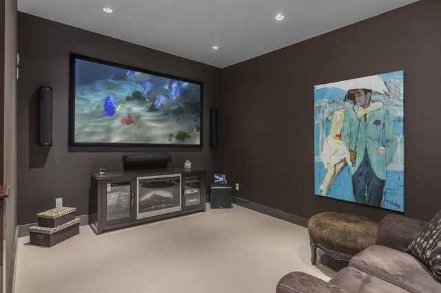 63814 at 1369 20th Street, West Vancouver