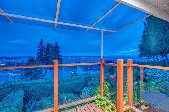 64123 at 2286 Ottawa Avenue, West Vancouver