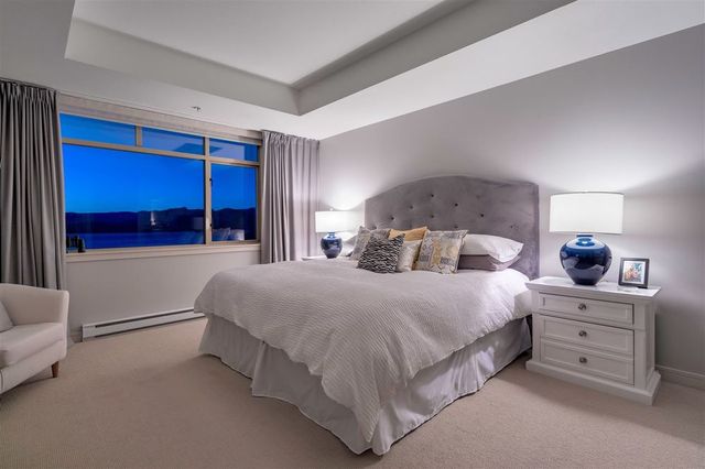 64401 at 8681 Seascape Drive, West Vancouver