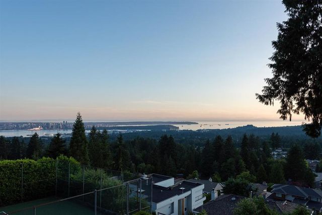 65095 at 4315 Prospect Road, North Vancouver