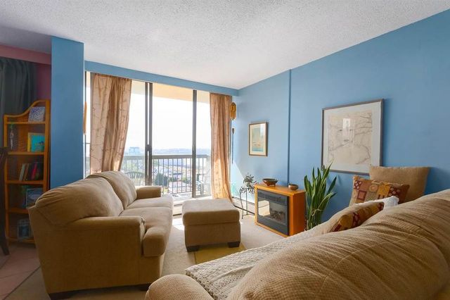 65178 at 1907 - 145 St. Georges Avenue, North Vancouver