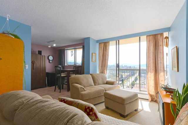 65193 at 1907 - 145 St. Georges Avenue, North Vancouver