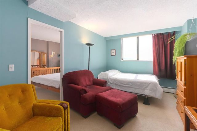 65243 at 1907 - 145 St. Georges Avenue, North Vancouver