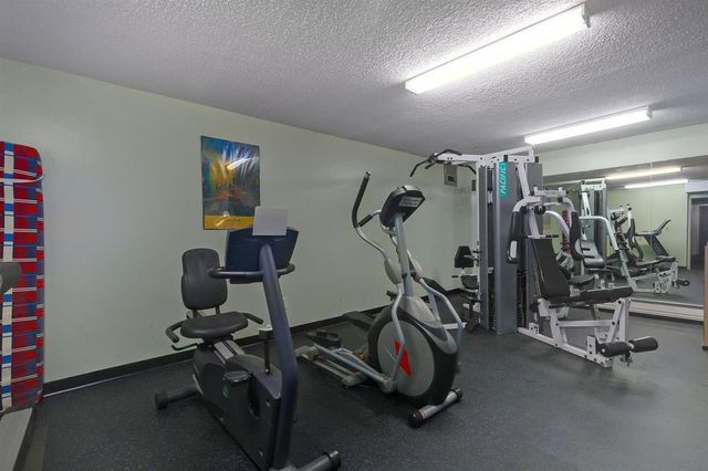 65263 at 1907 - 145 St. Georges Avenue, North Vancouver