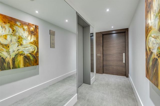 65399 at 402 - 1930 Bellevue Avenue, West Vancouver