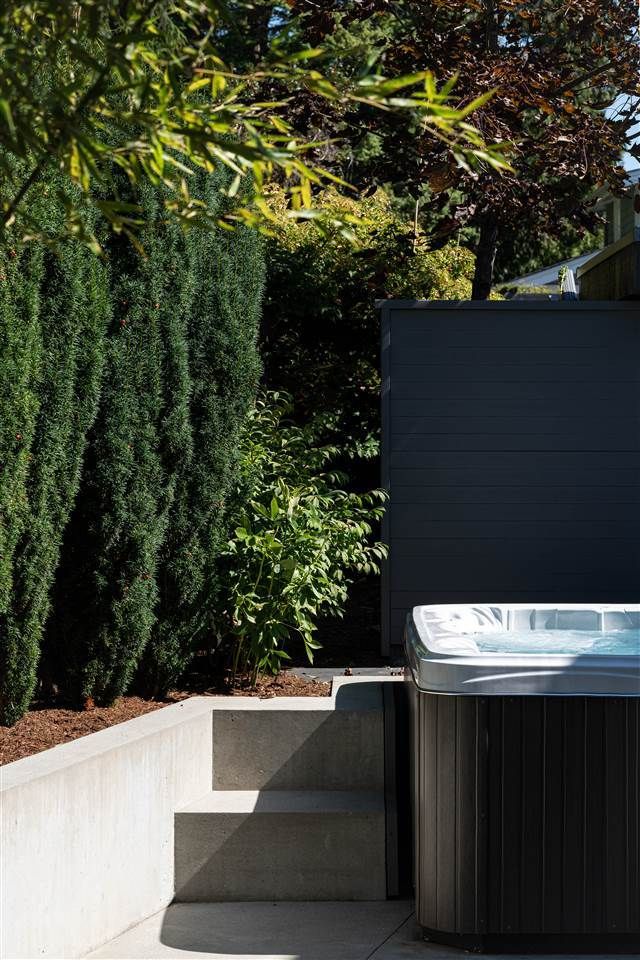 65612 at 1284 Greenbriar Way, North Vancouver