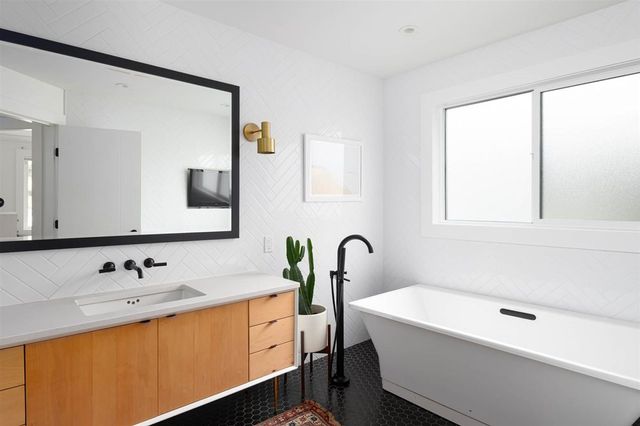 65964 at 1288 Steeple Drive, Coquitlam