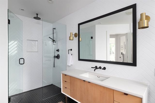 65984 at 1288 Steeple Drive, Coquitlam