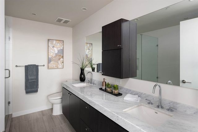 66130 at 404 - 768 Arthur Erickson Place, West Vancouver