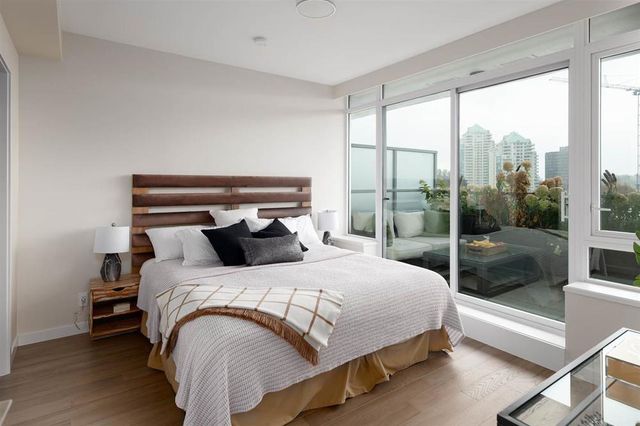 66135 at 404 - 768 Arthur Erickson Place, West Vancouver