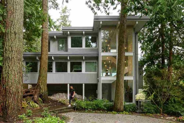 66688 at 5764 Larson Plac, West Vancouver