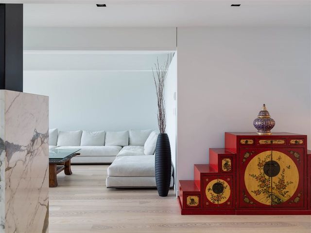 66748 at 5764 Larson Plac, West Vancouver