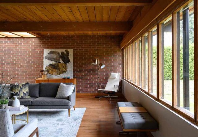 67642 at 3615 Edgemont Boulevard, North Vancouver