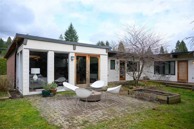 67773 at 3615 Edgemont Boulevard, North Vancouver