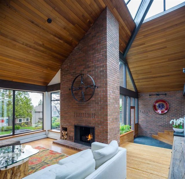 68232 at 5537 Cliffridge Place, North Vancouver