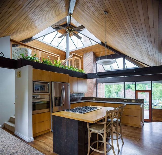 68262 at 5537 Cliffridge Place, North Vancouver