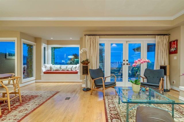 71101 at 2286 Ottawa Avenue, West Vancouver