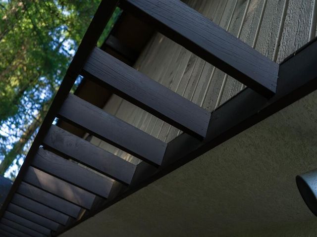 74027 at 615 E Kings Road, North Vancouver