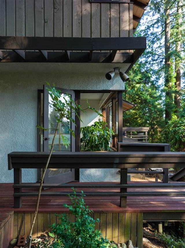 74047 at 615 E Kings Road, North Vancouver