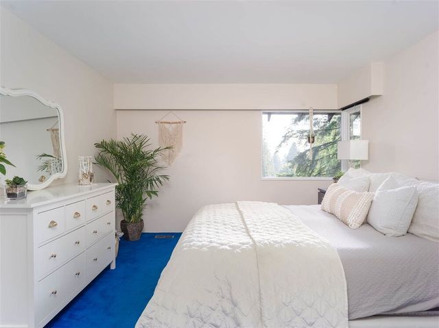 74477 at 615 E Kings Road, North Vancouver