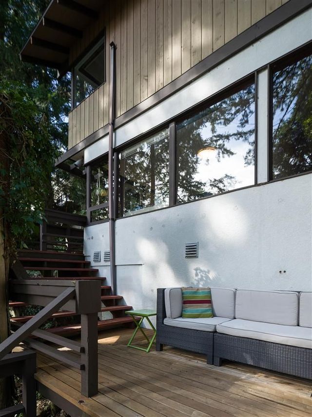 74497 at 615 E Kings Road, North Vancouver