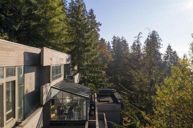 73211 at 5338 Montiverdi Place, West Vancouver