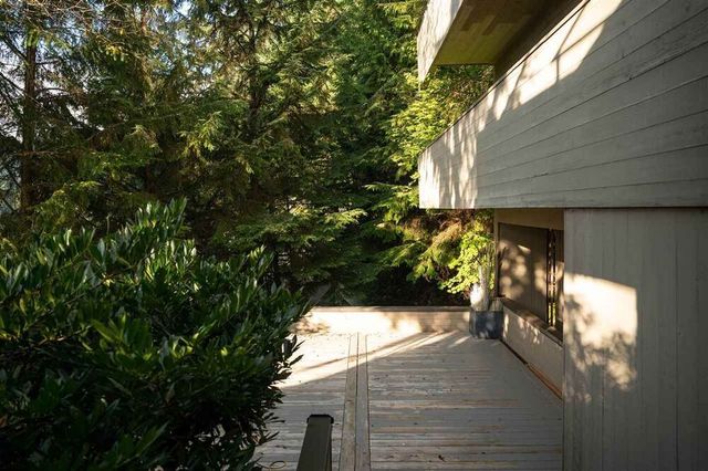 73256 at 5338 Montiverdi Place, West Vancouver